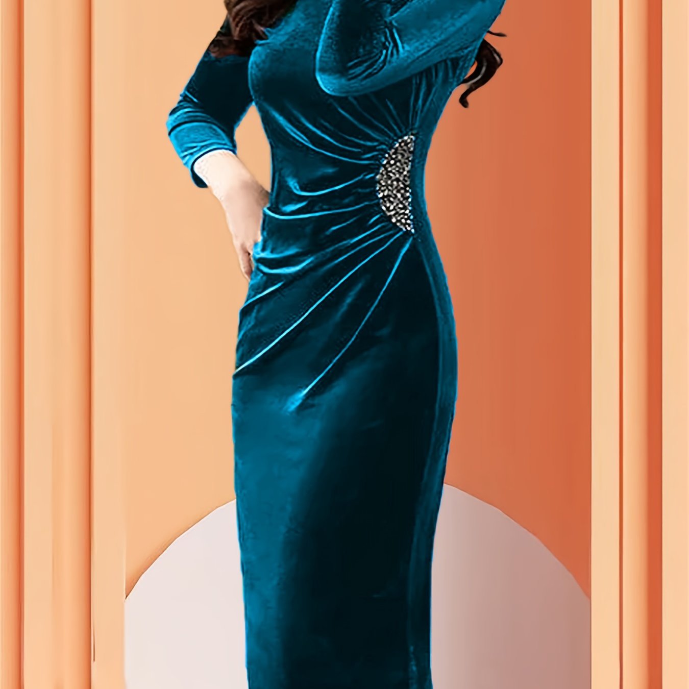 Elegant Velvet Bodycon Dress with Ruched Sleeves