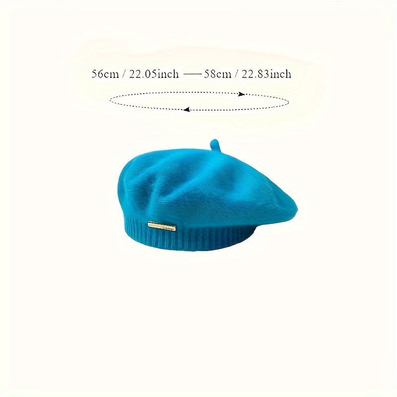 Chapéu de beret vintage estilo britânico para mulheres, em acrílico peludo com emblema metálico, design elástico em nuvem para aquecer, adequado para lazer ao ar livre, viagens, ciclismo, esqui, presente ideal para o Natal.