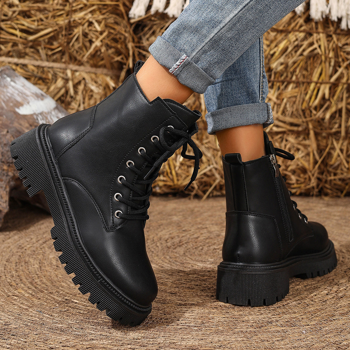 Women'S Chunky Platform Boots - Thick Platform Sole for Height & Stability, Zipper Closure, Synthetic Cover Upper - All-Season Everyday & Formal Boots - Non-Slip Rubber Outsole - Easy-Clean Shoes for Women, Versatile Footwear, Modern Footwear, Durable Construction, Fashionconscious Buyers, Casual Wear, Trendy Footwear, Sturdy Construction, Office Wear, Gothic Boots For Women, Platform Boots For Women, White Gothic Boots, Bootie, Beige Purse And Booties, Beige Moccasin Boots For Women