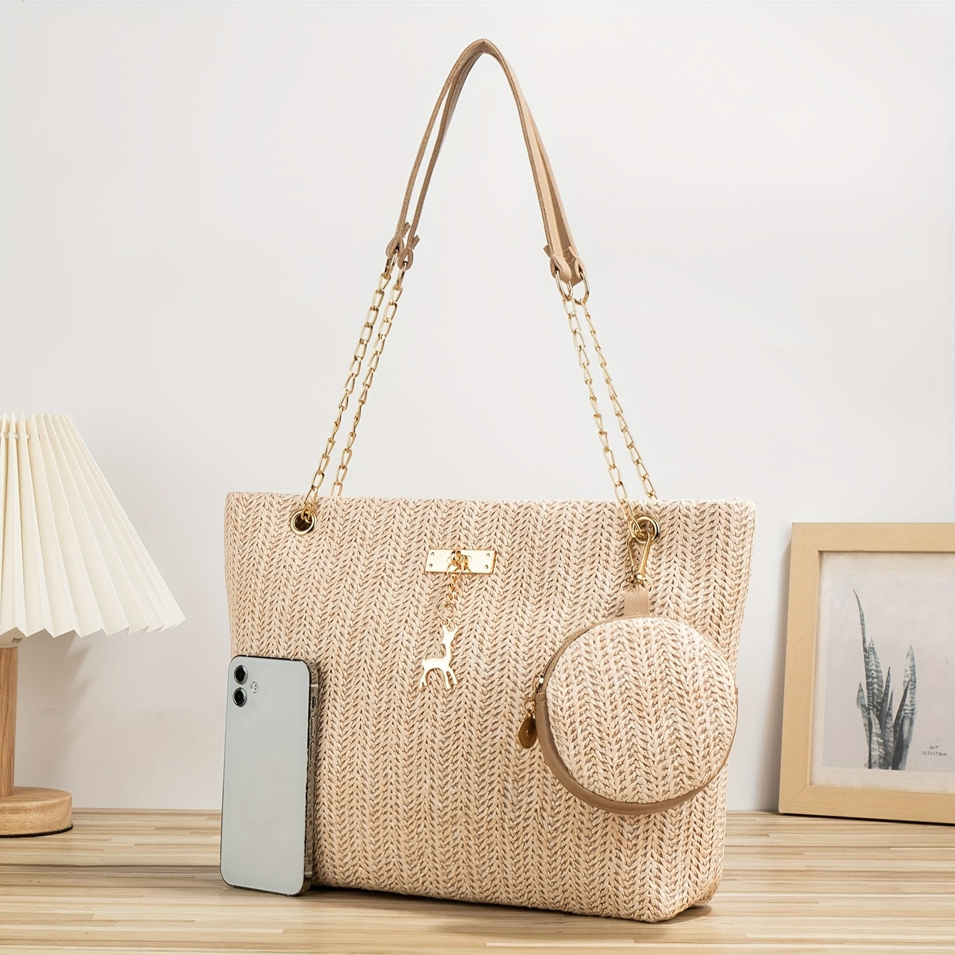 Fashionable Mini Straw Tote Bag for The Beach, Chain Shoulder Bag, Small Handbag, Paired with a Coin Purse. Suitable for Girls, Women, Students, Shopping, Travel, Vacations, Beaches, And Holidays.