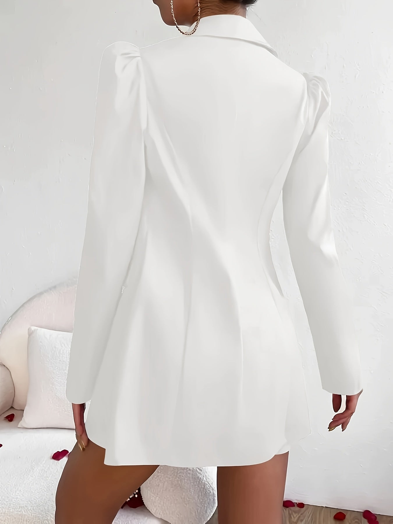 Ladies' Elegant Commuter Notch Lapel Double-Breasted Suit Skirt Set