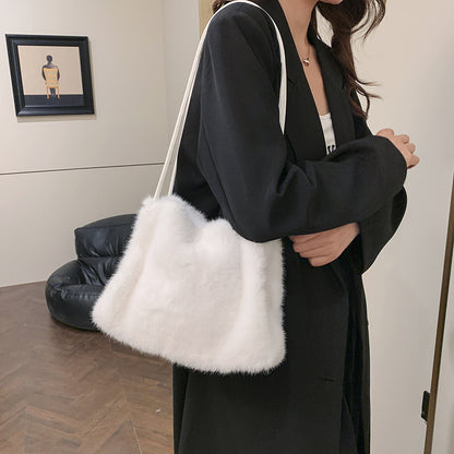 Women's Winter Large Capacity  Tote & Crossbody Bag with Fluffy Fur Coat - Handbag, Zipper Closure, Elegant Warm Design for Commuting,,, Shopping - Versatile for all-outfits (Care: Hand/Dry Clean)