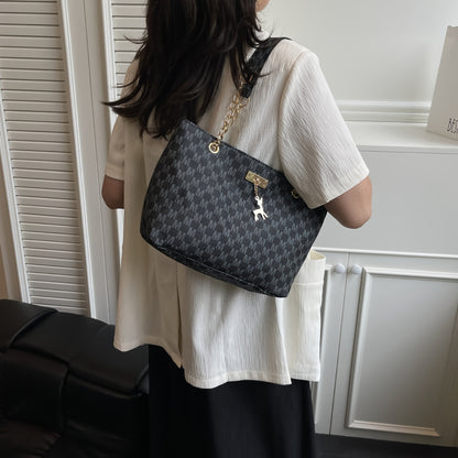 Elegant Ladies' Messenger Bag |, Buckle Closure, Multi-Functional for Commuting and Casual Professional Settings, Ideal Gift for Wife, Girlfriend, Sisters, or BFFs