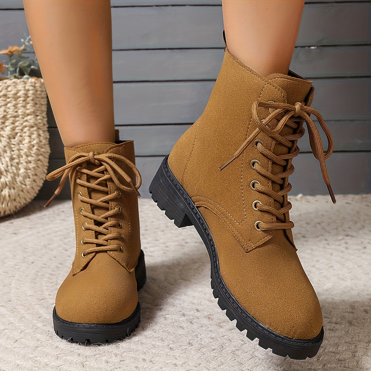 Women'S British Style Black High-Top Ankle Boots - Casual Winter Lace-Up Short Boots with Flat Rubber Sole, Round Toe & Fabric Upper for Casual Attire, Winter Boots, Round Toe Design, Durable Rubber Sole