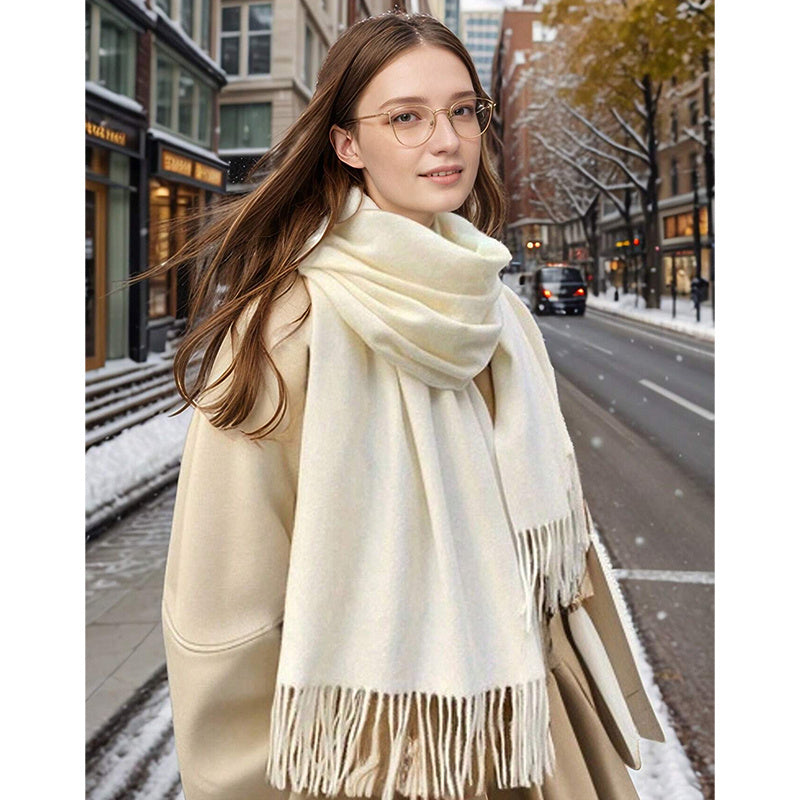 1pc Echarpe de Inverno para Mulheres - Elegante e Minimalista, Suave e Elegante Xale para Clima Frio, para o Dia a Dia e Eventos Formais - Presente Perfeito para o Natal/Ano Novo para Mulheres - Acessório de Luxo CISILY para Inverno, Echarpe de Inverno, Roupa para Clima Frio, Estilo Sofisticado, Material de Alta Qualidade, Estiloso, Presente de Férias, Design Clássico, Material Premium, Mulheres Conscientes da Moda, Echarpe de Inverno para Mulheres, Echarpe para Mulheres no Inverno, Echarpe de