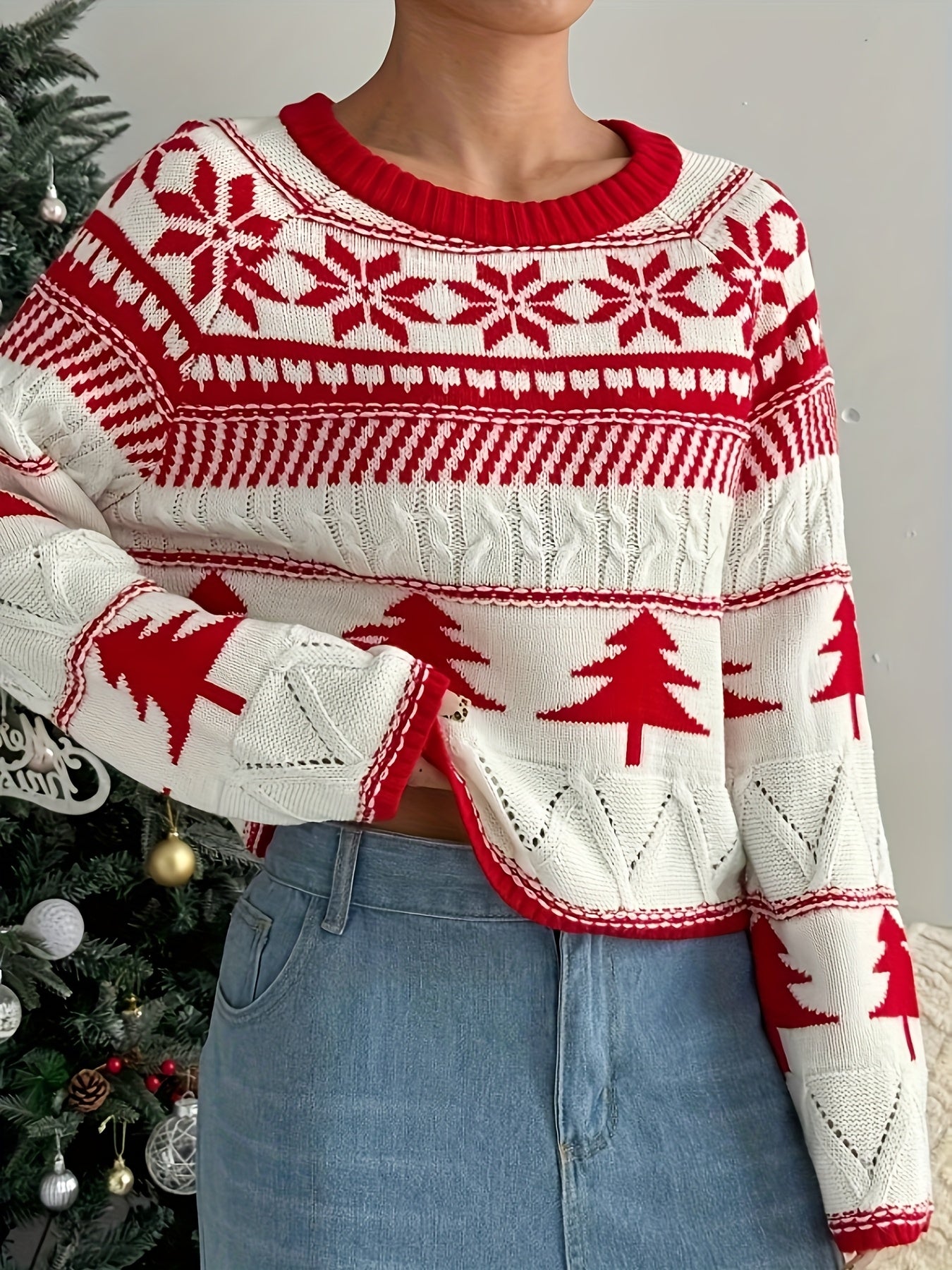 Women'S Elegant Red & White Christmas Sweater - Cozy Winter Pullover with Cat Ear Hood, Soft Round Neck Sweater for Holiday Parties, Comfortable Fit, Festive Outfit, Christmas Sweaters