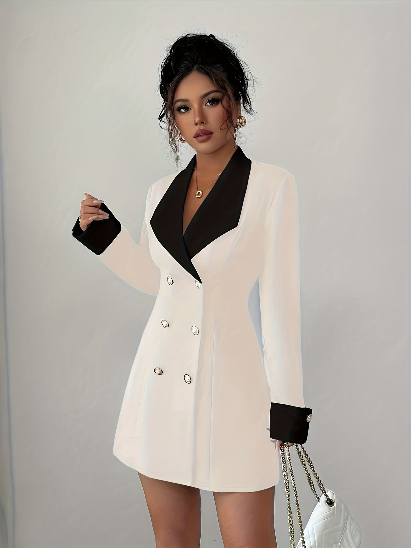 Vestido Curto Feminino de Outono Estilo Francês Elegante com Botões Duplos na Frente para Festas Noturnas/Encontros de Irmãs/Noite Fora/Encontros/Dia a Dia e Uso Diário